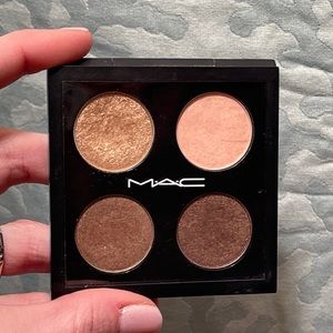 Mac eyeshadow palette